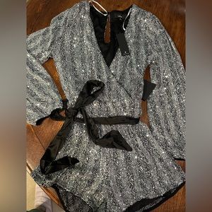 Brand new with tags women’s sequin romper from LuLus